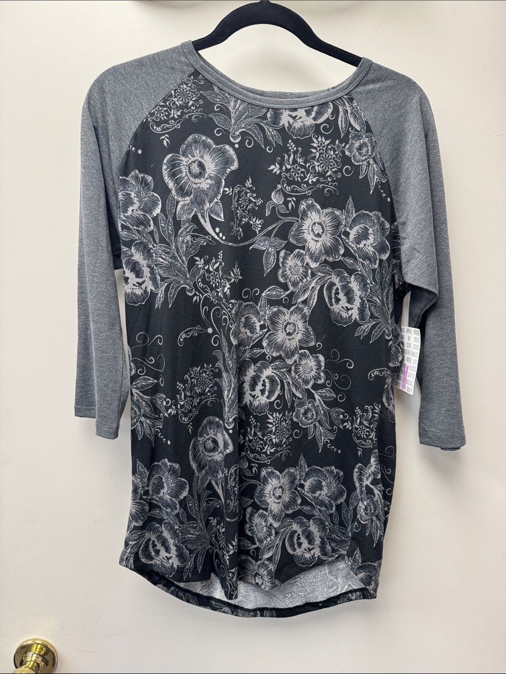 LuLaRoe Black and Heather Gray Floral Raglan 3/4 Sleeve Top